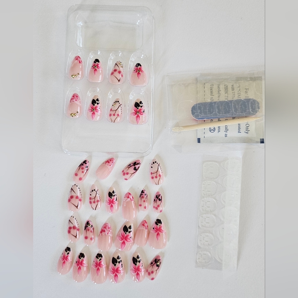 New Sakura flower themed nails
